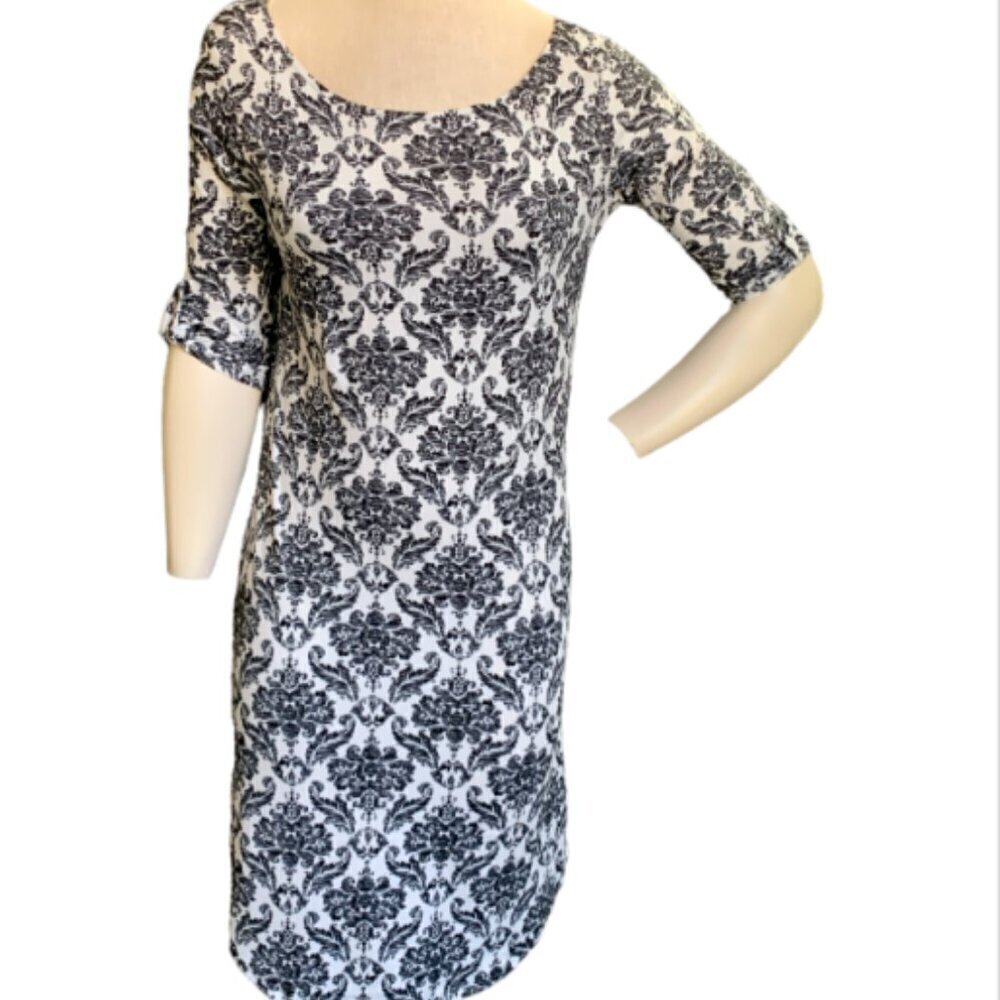 Lola Stretch Knit‎ Dress Ruched Roll Tab Sleeve Black & White Damask Print S 15E